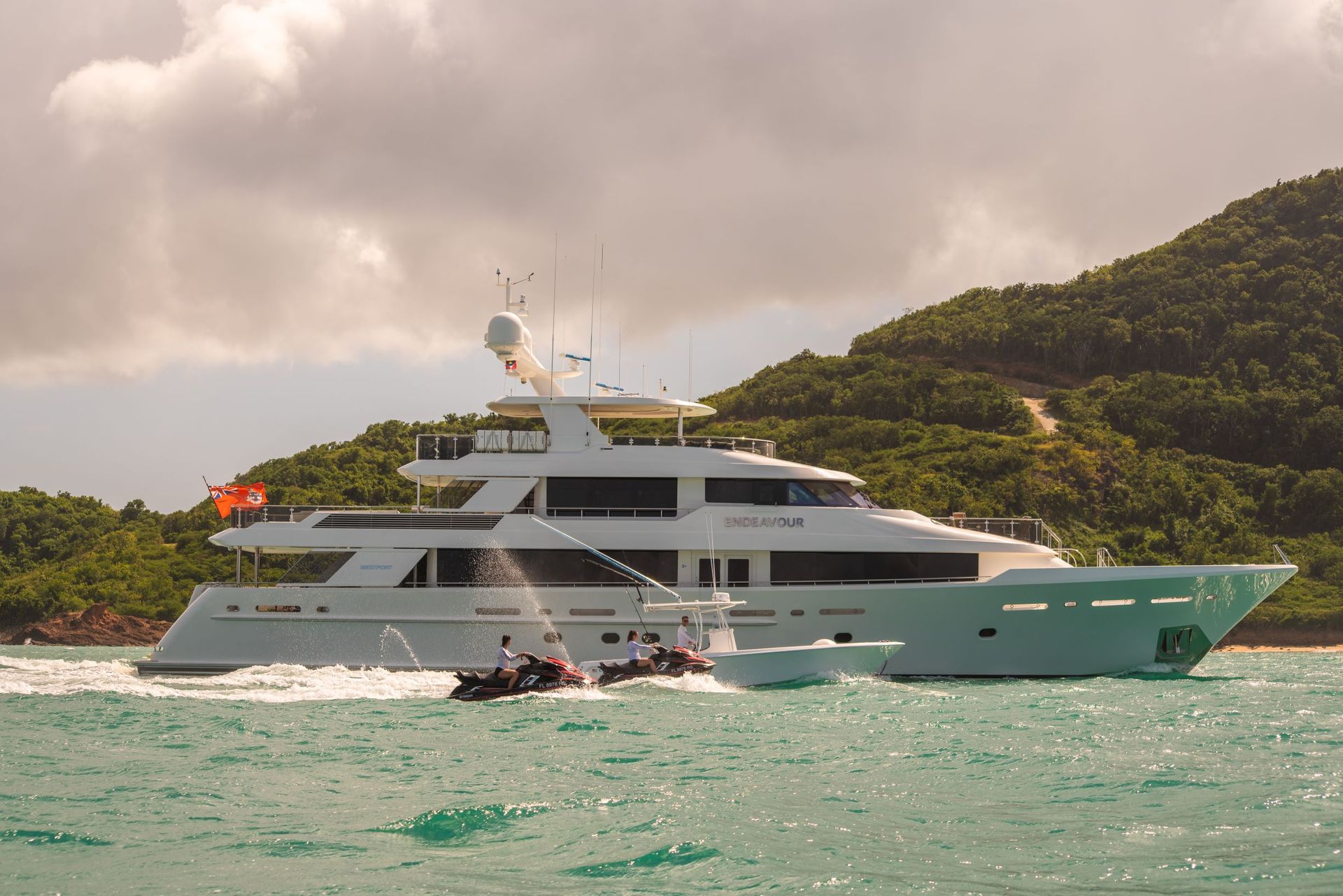 ENDEAVOUR yacht for sale (Westport, 39.62m, 2014)
